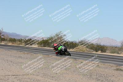 media/Dec-07-2025-CVMA (Sun) [[3e7d2de5dc]]/Race 4-Supersport Middleweight/